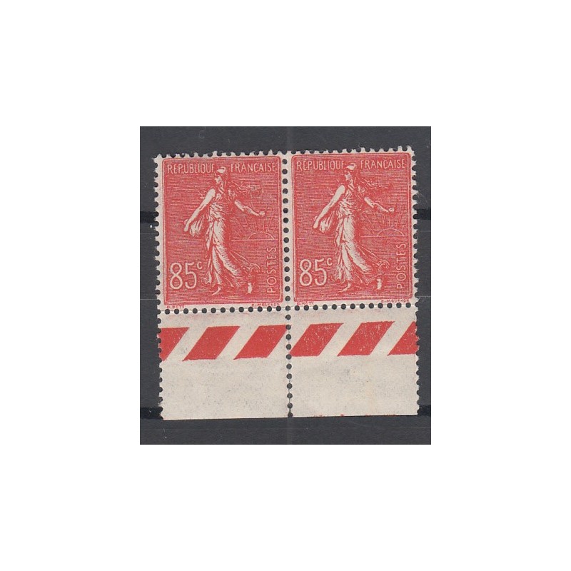 Bloc de 2 timbres n°204 année 1924 type semeuse neuf**   Cote 54  Euros