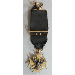 Médaille Décoration Ordre du St Esprit avec colombe?