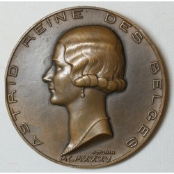 Médaille LEOPOLD III et ASTRID Roi et Reine des Belges 1935 patr TURIN