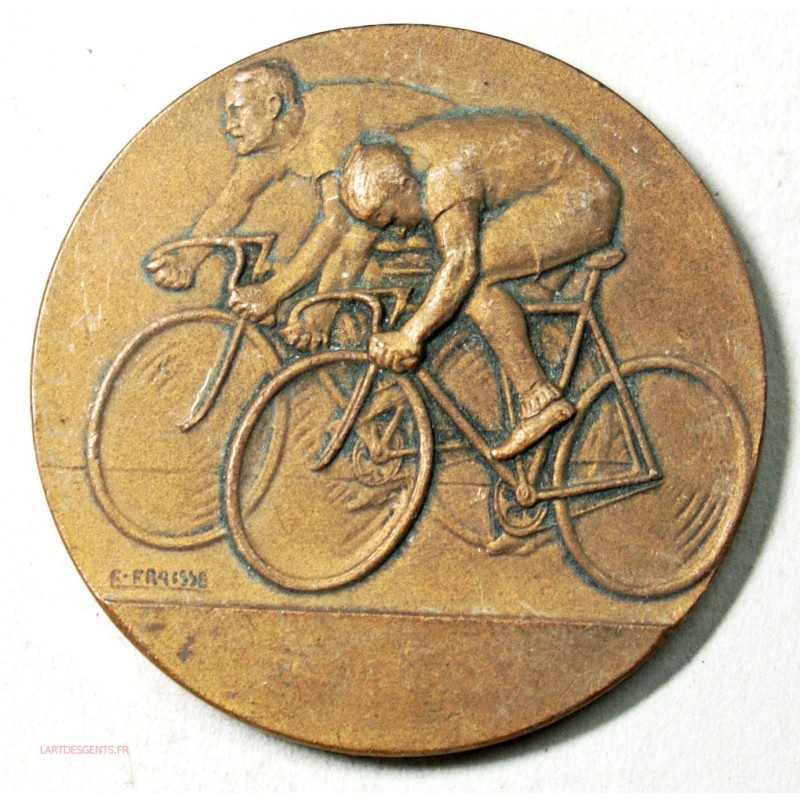 Médaille  de cycliste  par F. FRAISSE (2) lartdesgents  Avignon