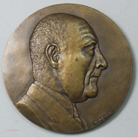 Médaille en souvenir à Louis Pradel, maire de Lyon 1957-1976 signé P.PENIN