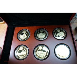 12 X Médailles "AMAZIN CHINA MEDAL SET" sans coffret, lartdesgents.fr