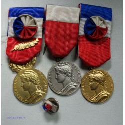 LOT de Médailles d\'honneur du travail + pucelle Superbe, lartdesgents