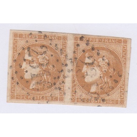 Paire de timbres n°43A , 10c. bistre report 1, nov 1870 Oblitéré  cote 220 Euros lartdesgents