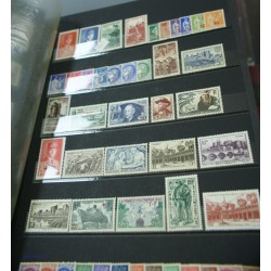 collection France de 1938 à 1979 Neuf** + taxe + conseil Europe à voir