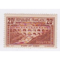 Timbre France N°262A - 20 f. Pont du Gard - Neuf* - cote 350 Euros - Signé Calvès - lartdesgents.fr