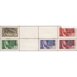 Très beau lot de 24 Timbres Colonies AEF année 1940 variétés avec le R de LIBRE cassé oblitérés lartdesgents.fr