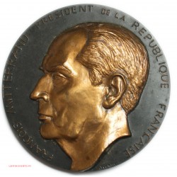 Medaille Bronze F. Mittérrand signé Ricardo Scarpa,lartdesgents.fr