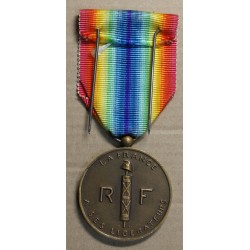 Médaille WW2, La France a ses libérateurs 1944 , lartdesgents.fr