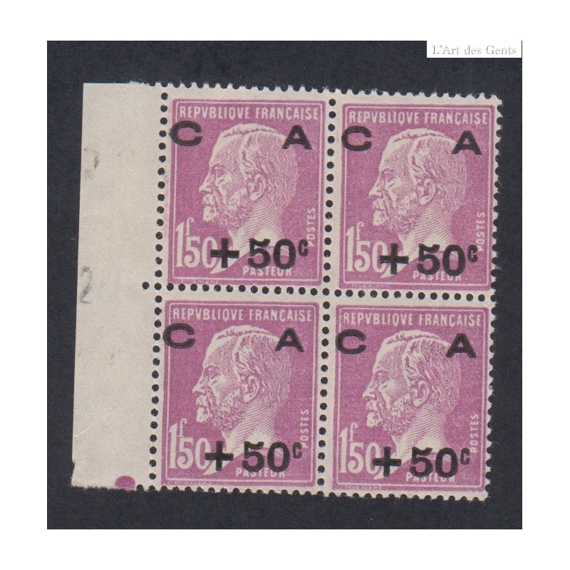 BLOC DE 4 TIMBRES N°251 Bord de feuille  Année 1928  NEUF* * Signé  Cote 480  Euros