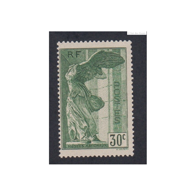 Timbre n°354 - Victoire de Samothrace - Neuf** Luxe - Signé - cote 210 Euros  - lartdesgents