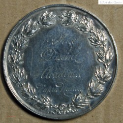 Médaille Argent "1er prix peinture Académie d'après Nature"  1865, attribué à Pétua (15), lartdesgents.fr