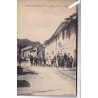 CPA 39 RAVILLOLES (Jura) - La grande rue et la chapelle (animée), lartdesgents.fr