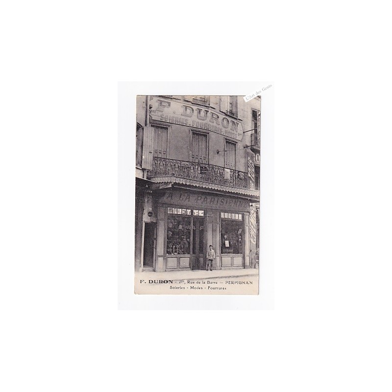 cpa 66 PERPIGNAN - devanture F.DURON - soieries modes et fourrures - rue de la barre - A la parisienne - animée, lartdesgents.fr
