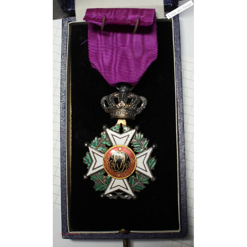 Medaille Belge Chevalier De L'Ordre de Leopold, DEGREEF, lartdesgents.fr