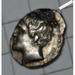 Obole MARSEILLE (à la tête de Pompée) 121-82 Av JC.  TTB, lartdesgents.fr