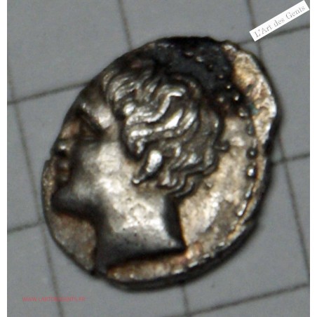 Obole MARSEILLE (à la tête de Pompée) 121-82 Av JC.  TTB, lartdesgents.fr