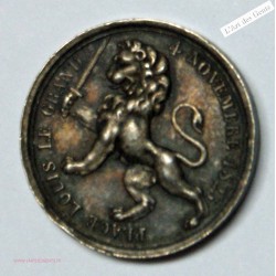 Médaille AR. Place Louis le Grand 4 novembre 1825 par BARRE SUPERBE, lartdesgents.fr