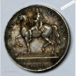Médaille AR. Place Louis le Grand 4 novembre 1825 par BARRE SUPERBE, lartdesgents.fr