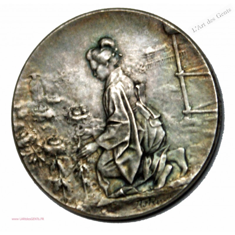 Médaille argent, Japonaise agenouillée,  Horticulture par A.rivet, lartdesgents.fr