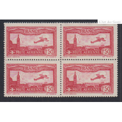 Bloc de 4 Timbres Poste Aérienne n°5 - Neuf** cote 192 euros - lartdesgents.fr