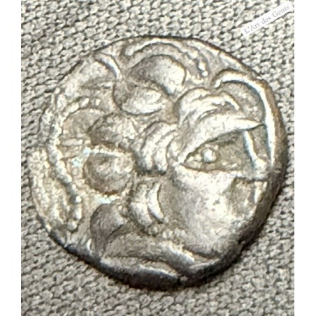 GAULE - Quart Statère à l'hippophore, à la petite tête NAMNETES ND (Ier s. av. J.C.), lartdesgents.fr